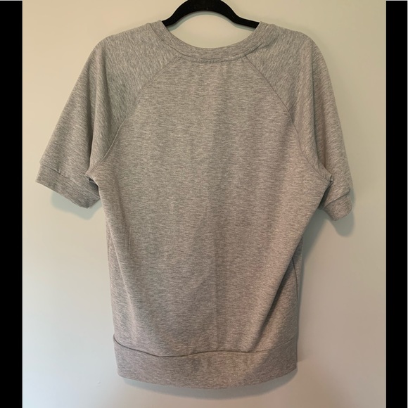 NEW Sz M LuLaRoe Jane Short Sleeve Sweatshirt - Picture 2 of 6